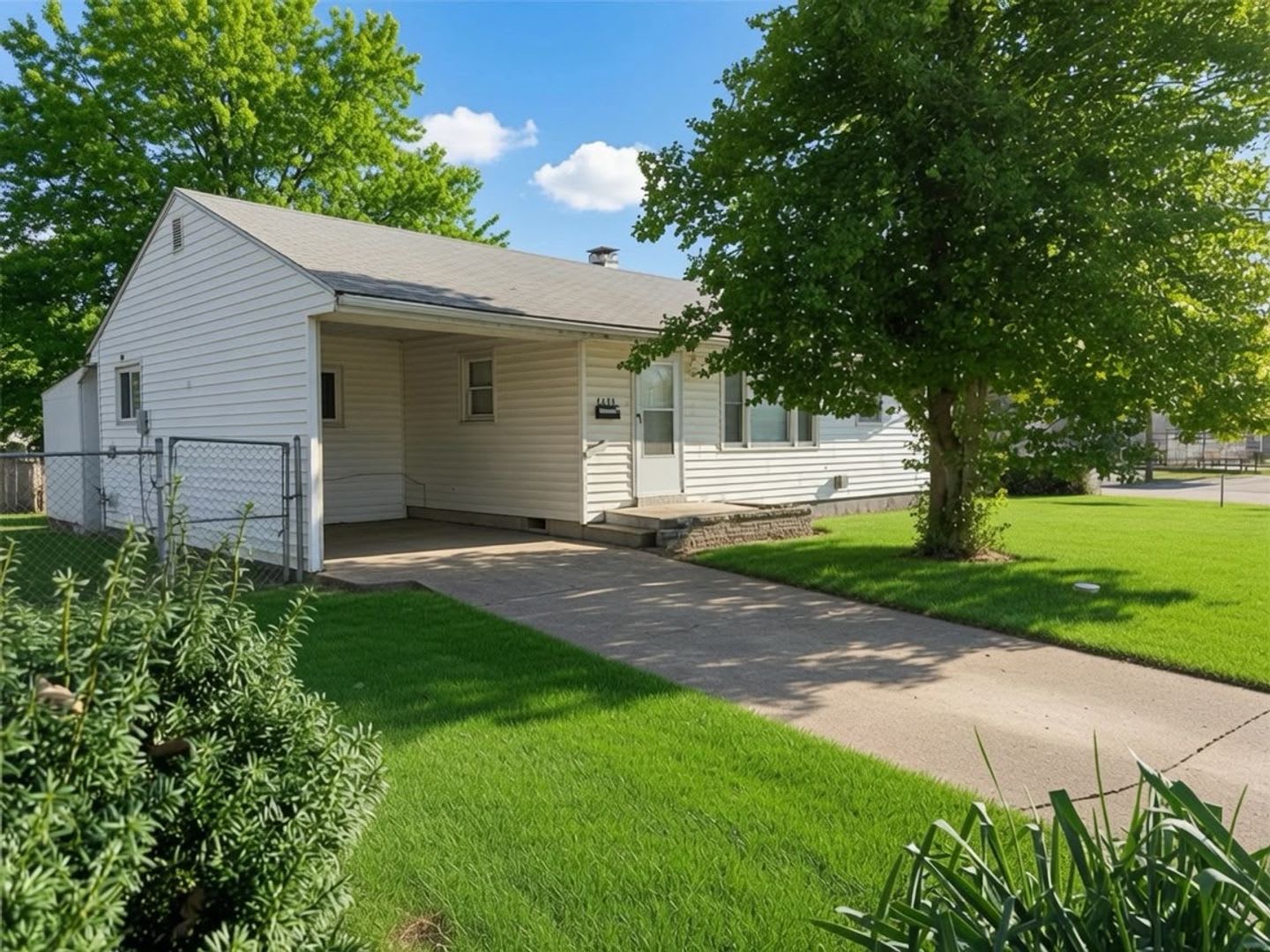 Bedroom, 1-Bathroom Home for Rent – Section 8 Accepted – photo 1