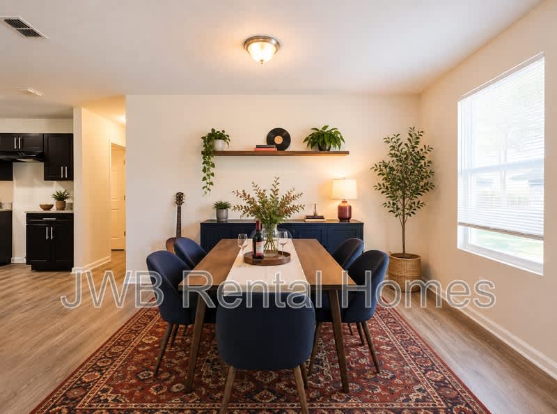 1562 32nd St W – photo 5