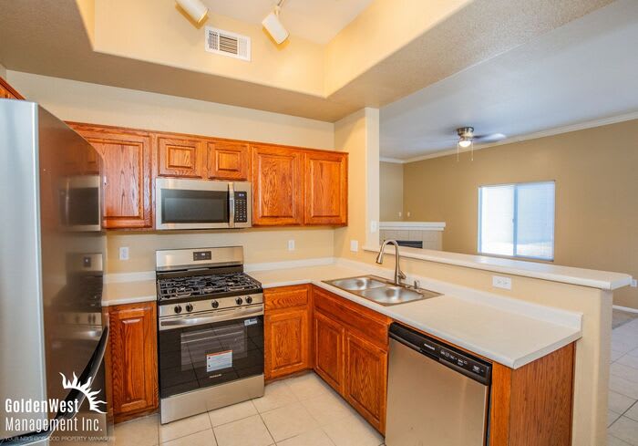 8805 Jeffreys Street – photo 5