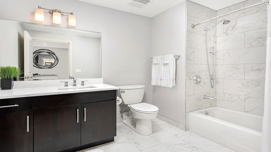 830 N Lakeshore Drive – photo 3