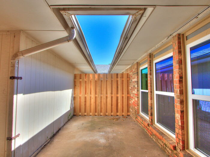 1913 North Moulton Court – photo 4