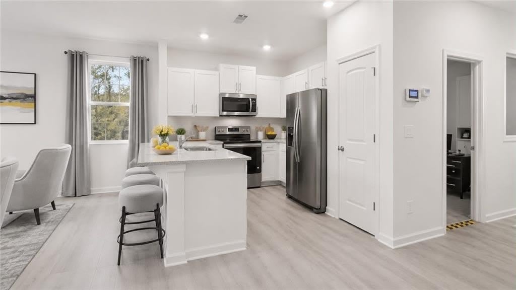 2017 Roseleigh Drive – photo 4