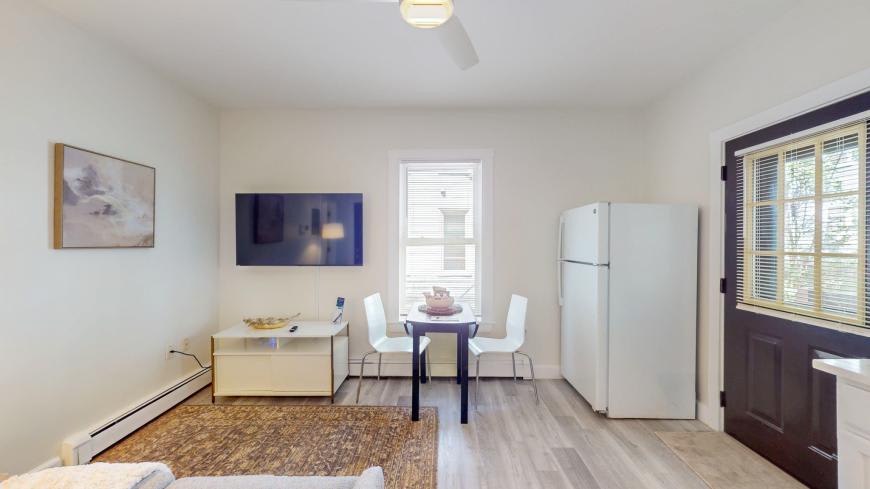 24 Hews St – photo 4