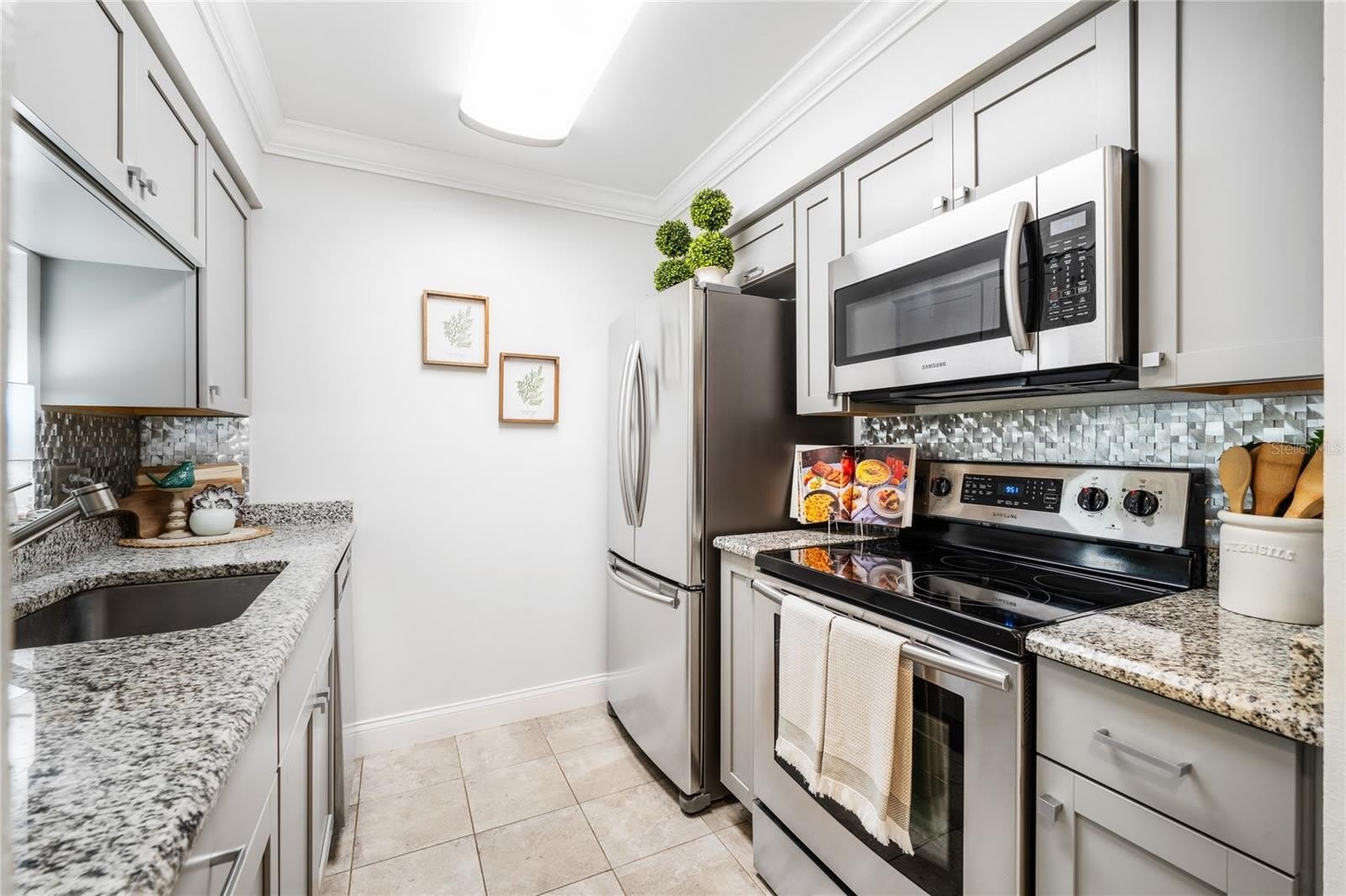 304 NORTHLAKE Drive – photo 3