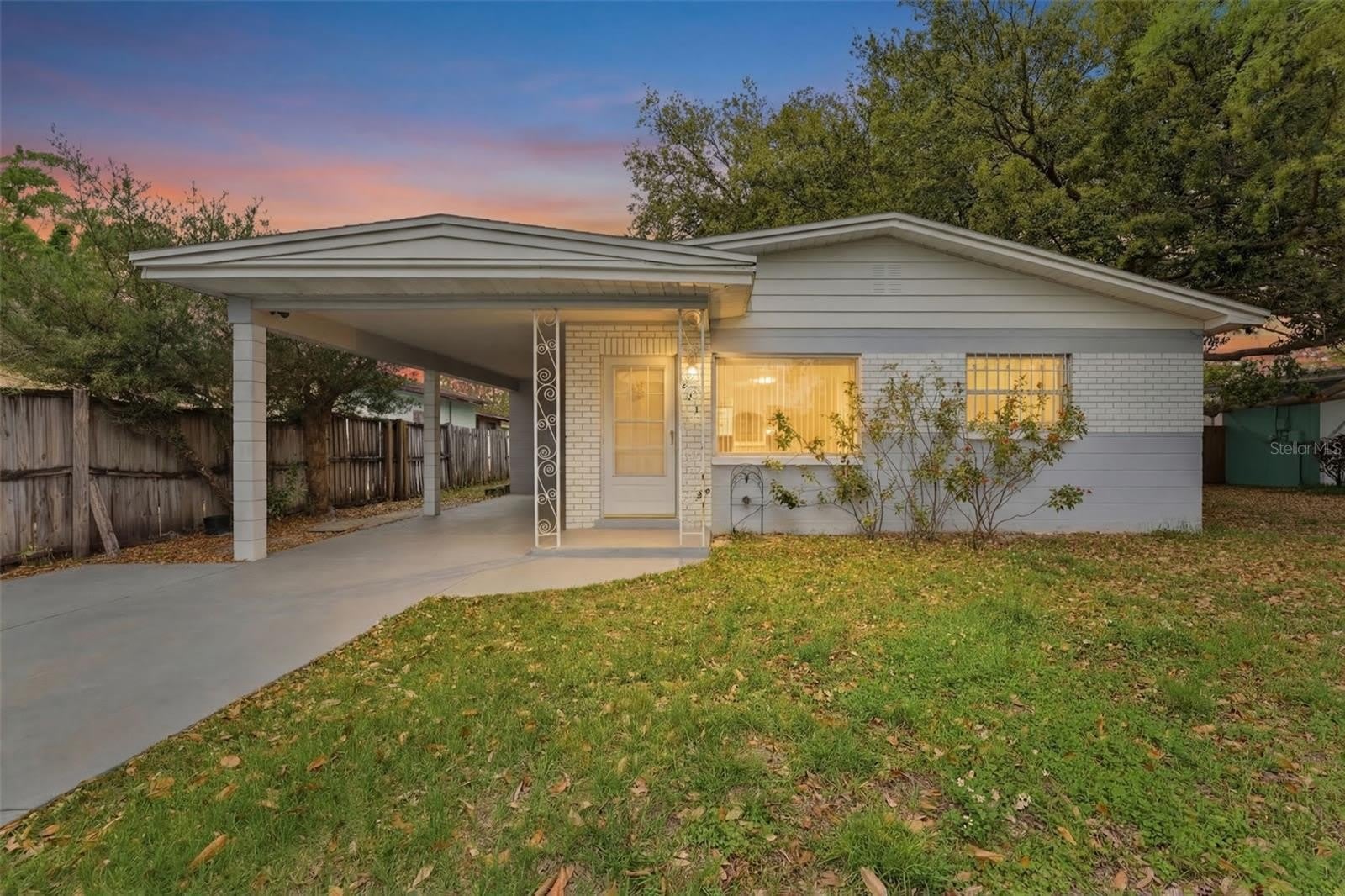 2711 W HEITER Street – photo 1