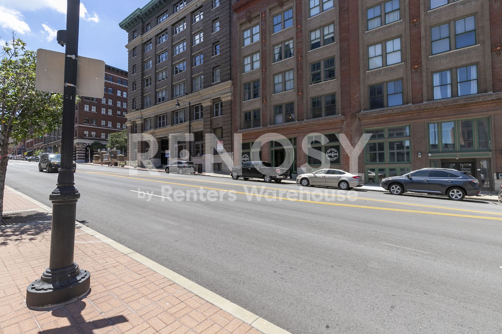 Studio Loft off Broadway – photo 2