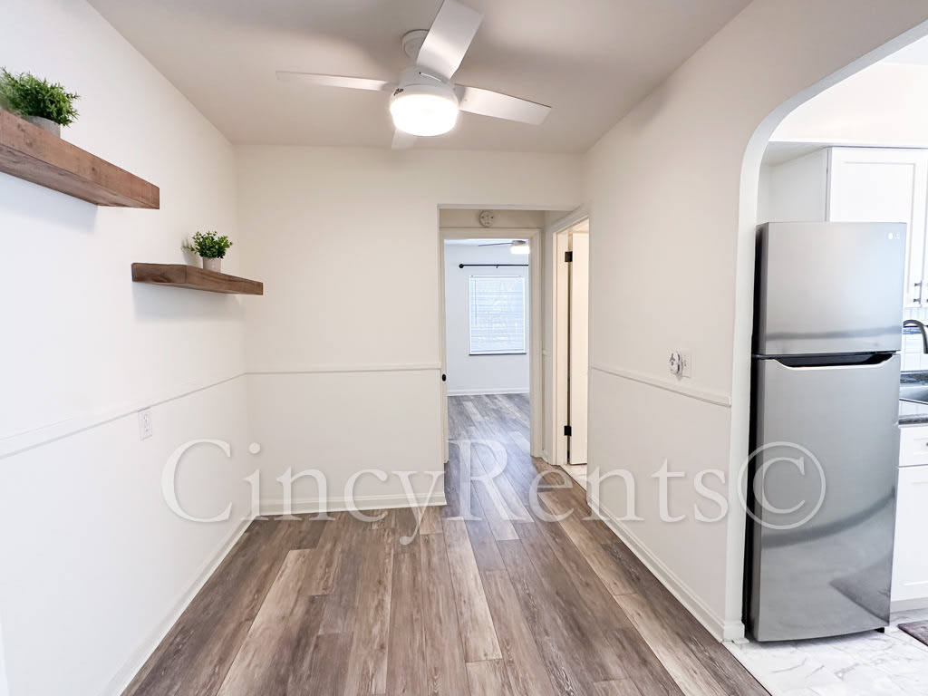 2782 Observatory Ave – photo 5
