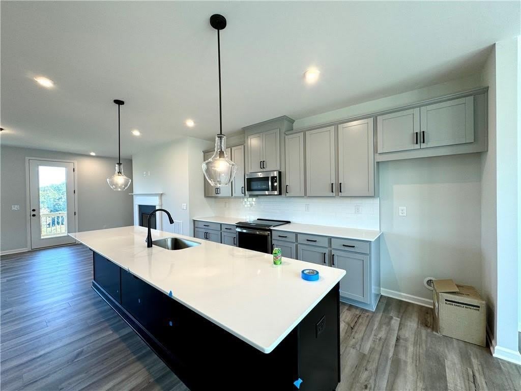 1409 Creekside Circle NW – photo 3