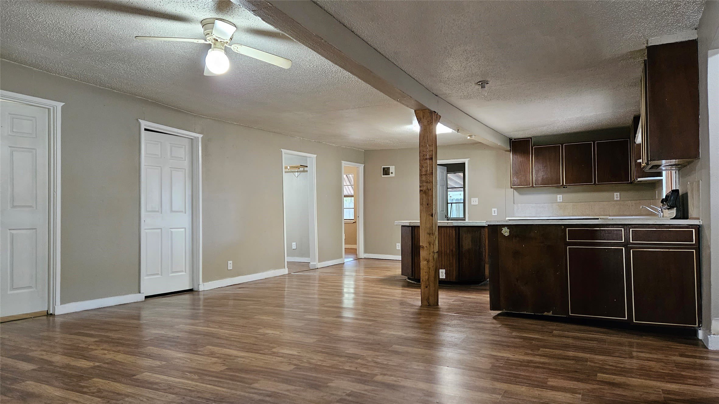 1909 Wahoo Lane – photo 4