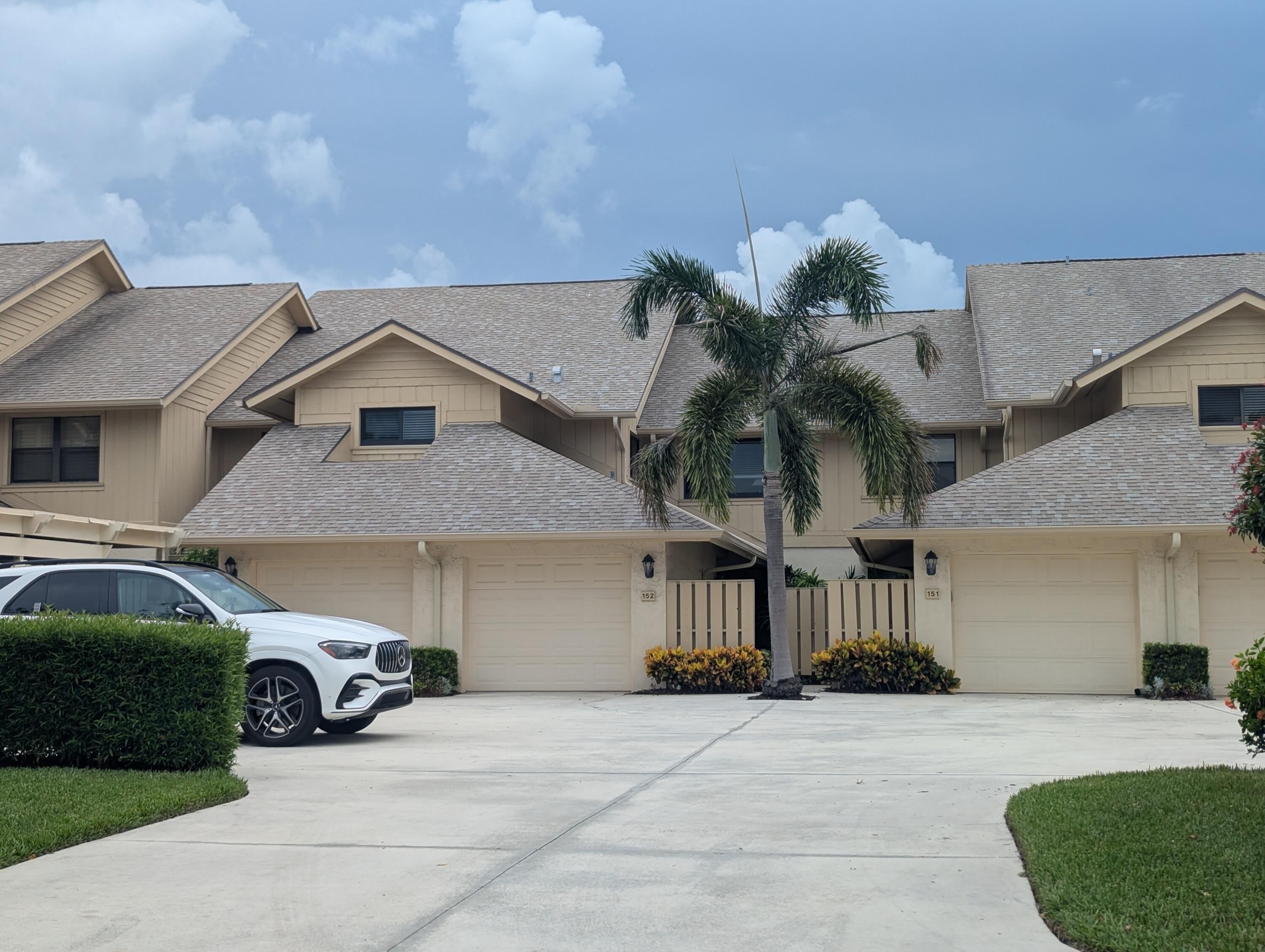 16941 Waterbend Drive – photo 2