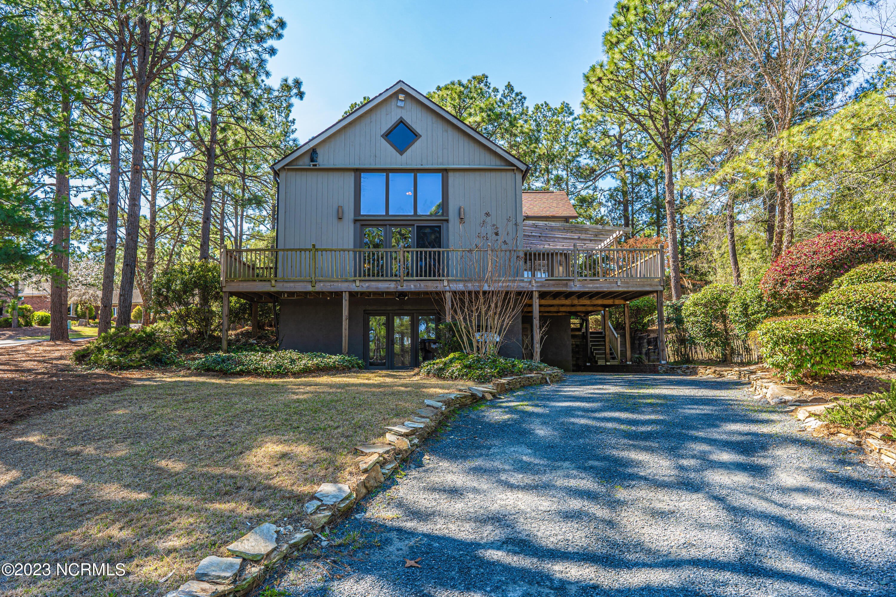 19 Shenecossett Lane – photo 1