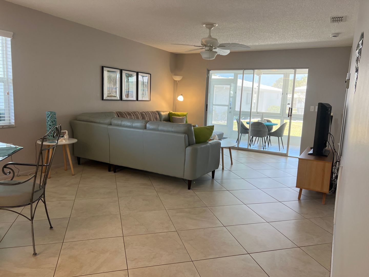 2BR/2BA Single Family Detached Villa – photo 3