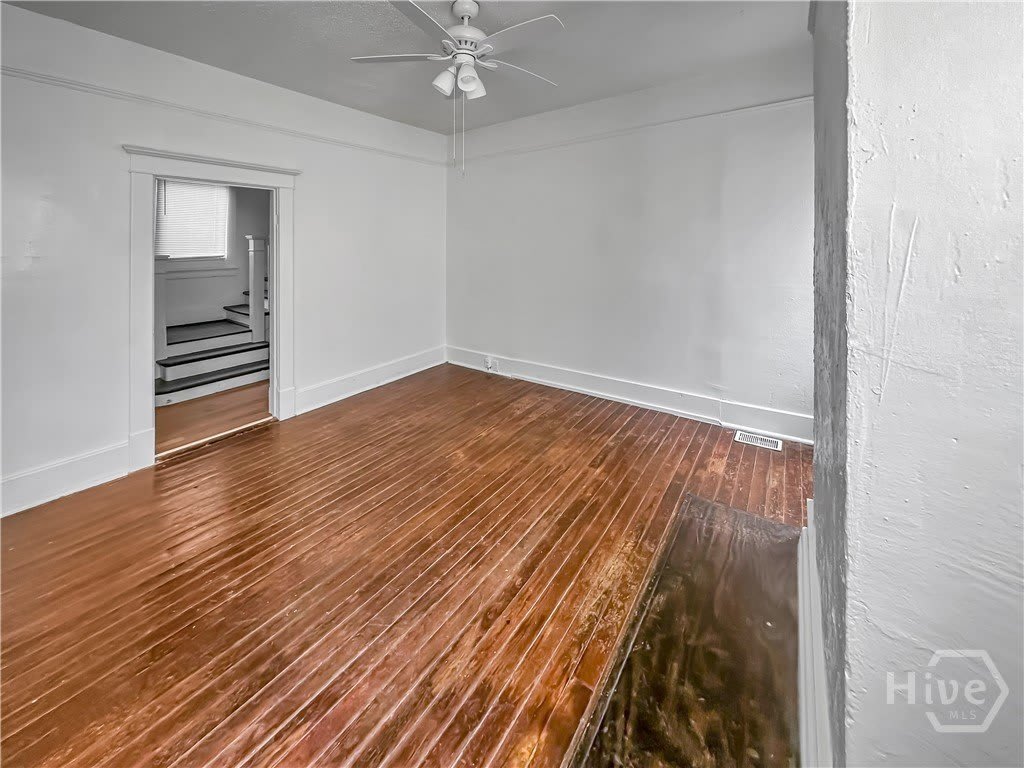 1022 W 46th Street – photo 3