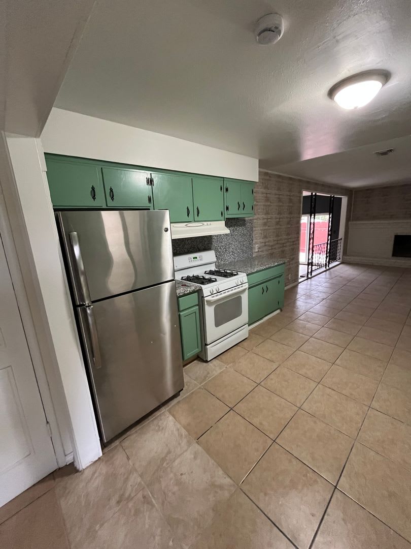 Coming Soon 3 Bedroom 2 Bathroom Home For Rent – photo 4