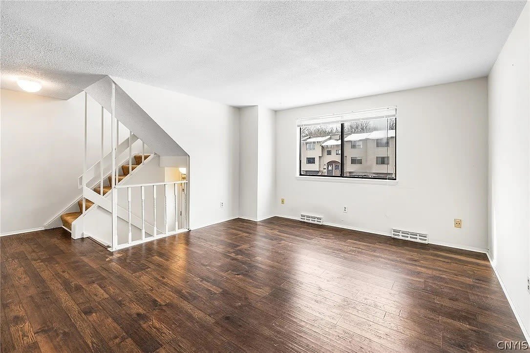 364 Cameco Circle – photo 5