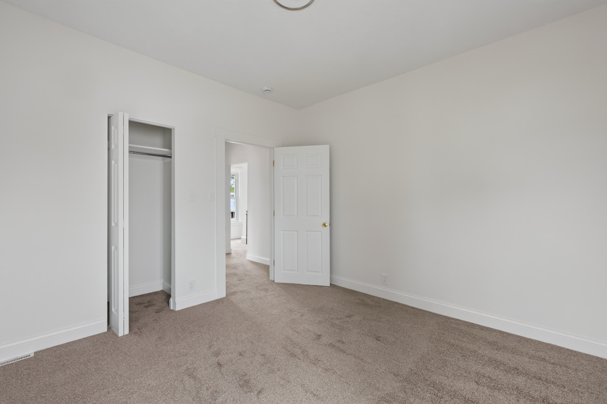 1200 Montgomery Avenue – photo 5