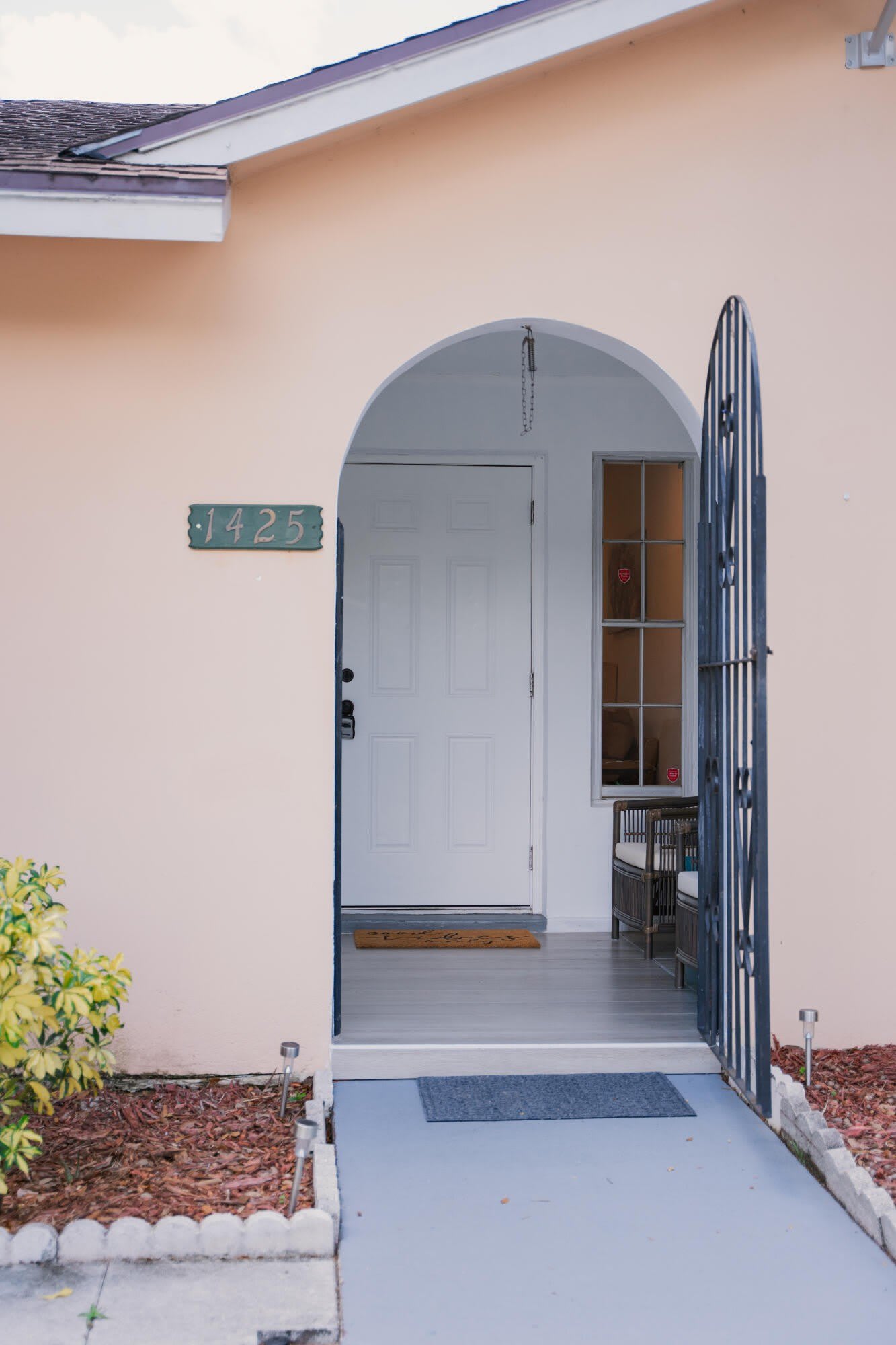 1425 Riverside Circle – photo 3