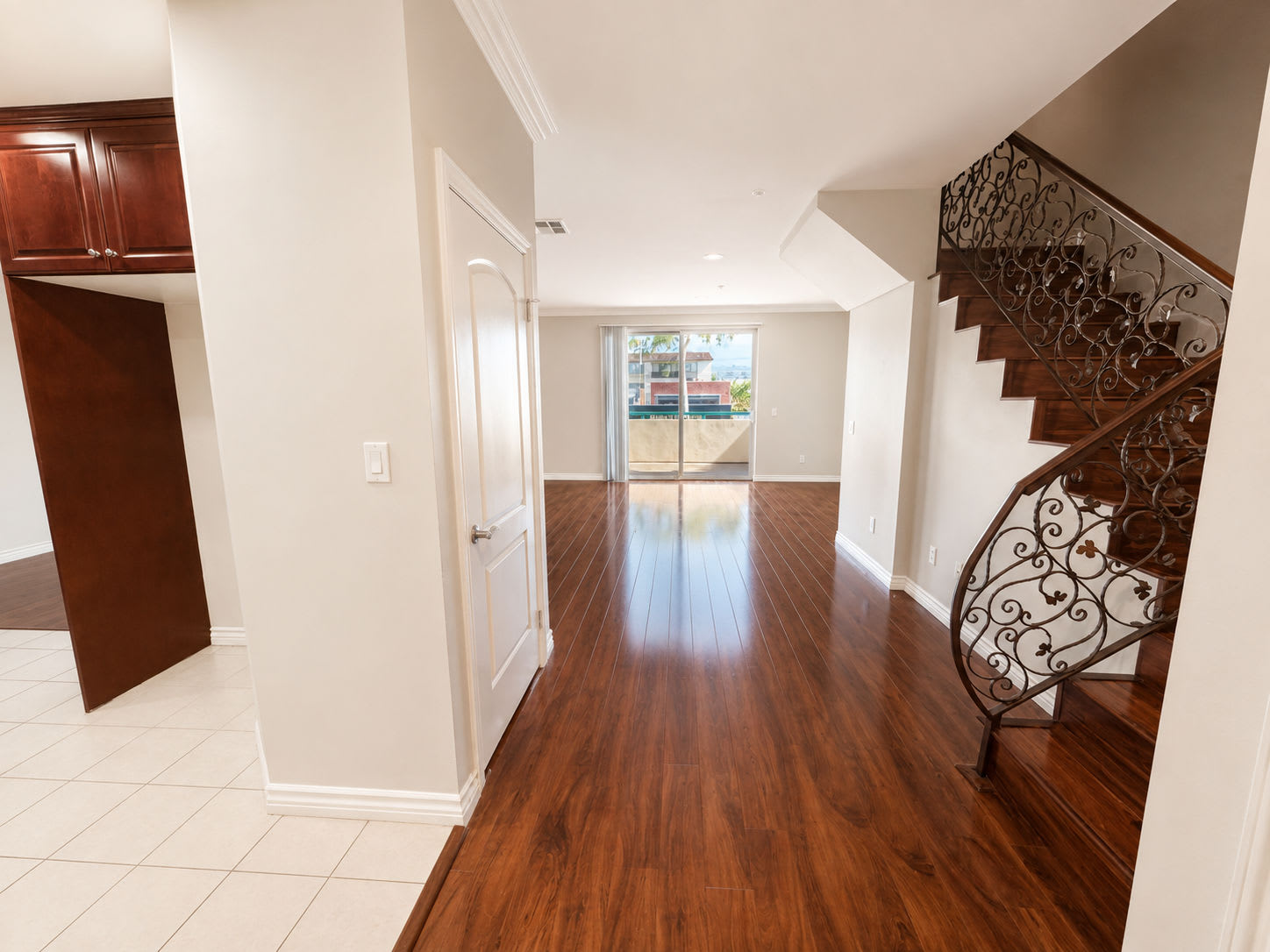 1130 E Colorado St – photo 3