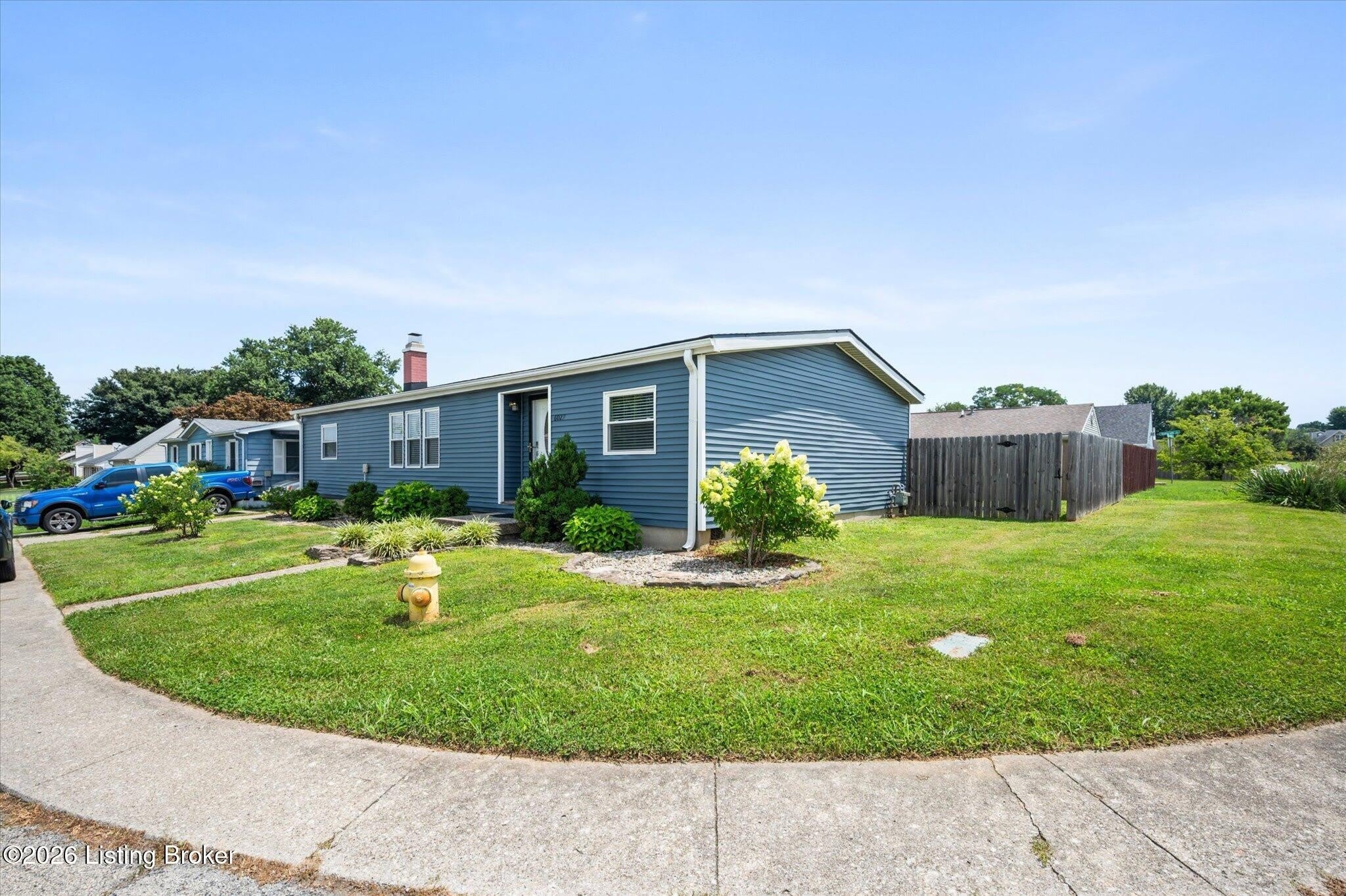 6027 Highliner Dr – photo 2