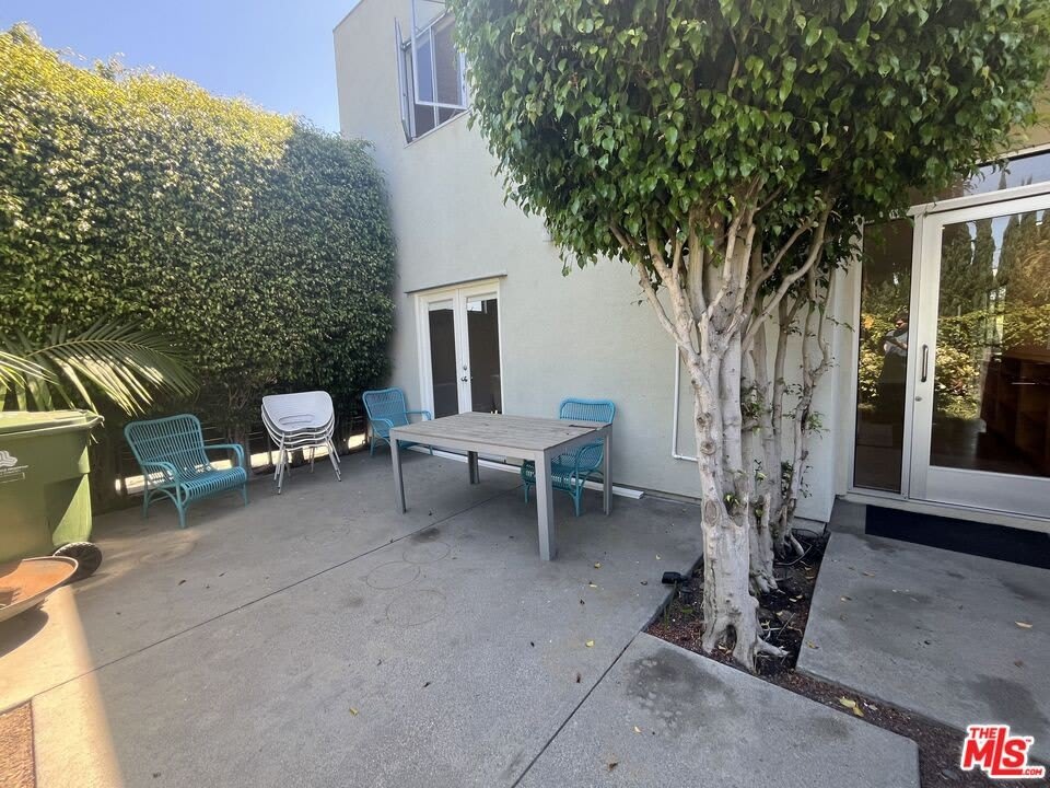 344 Indiana Ave – photo 4