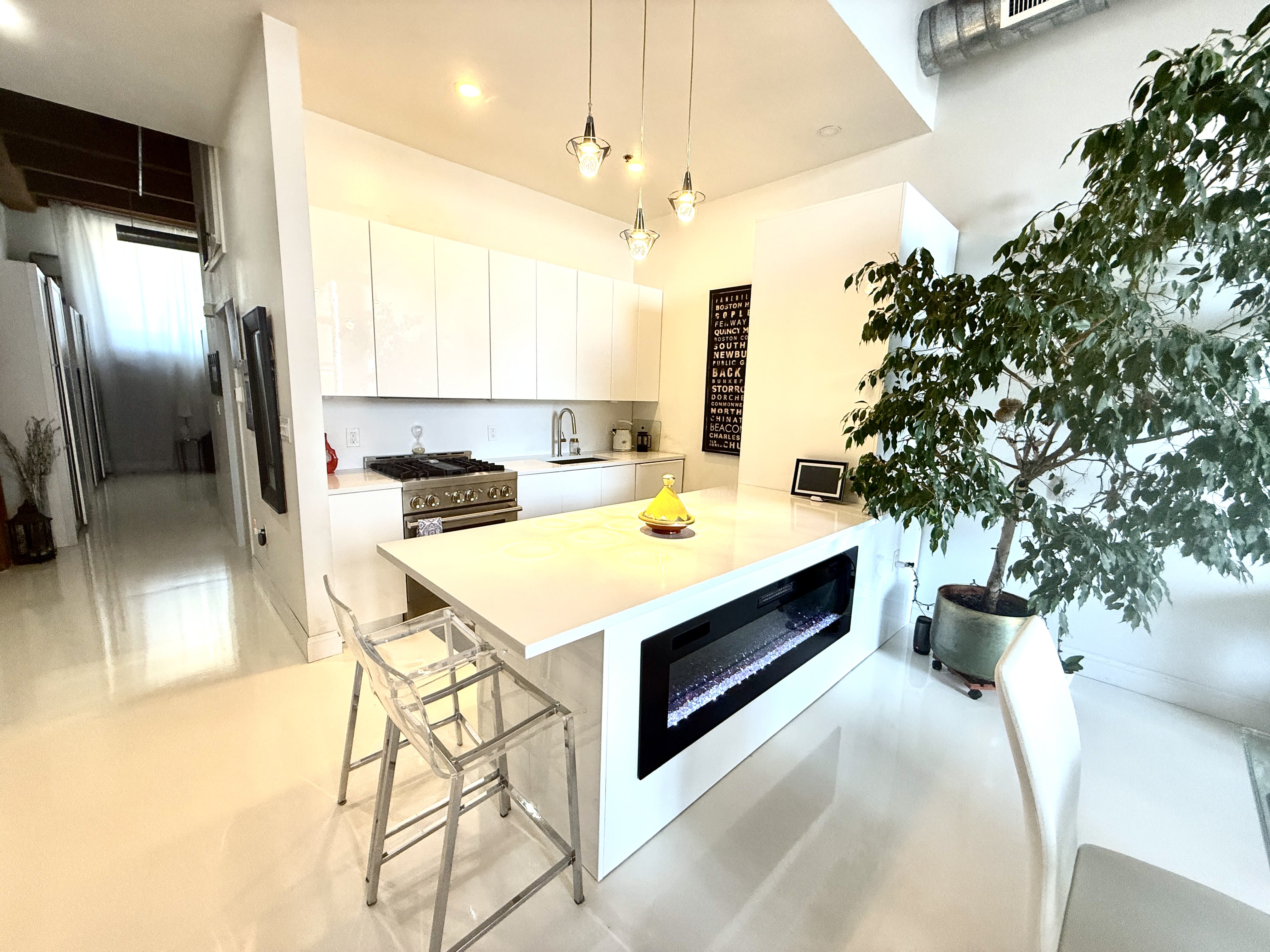 60 Dudley Street – photo 4
