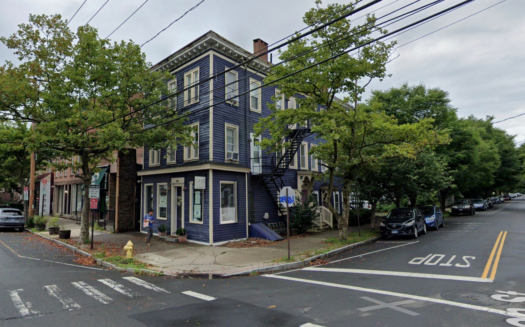 Luxuriously Remodeled 1BR Suite in East Rock – photo 4