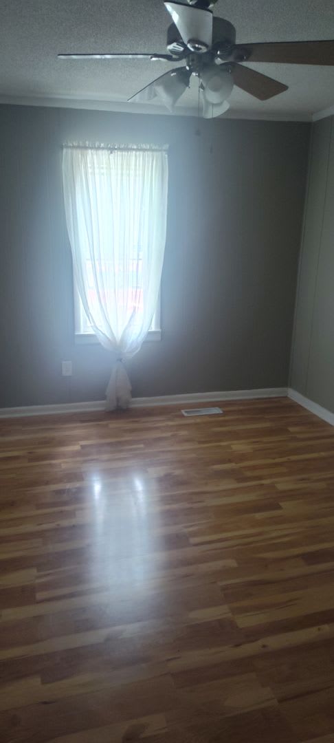 residential lease – photo 4