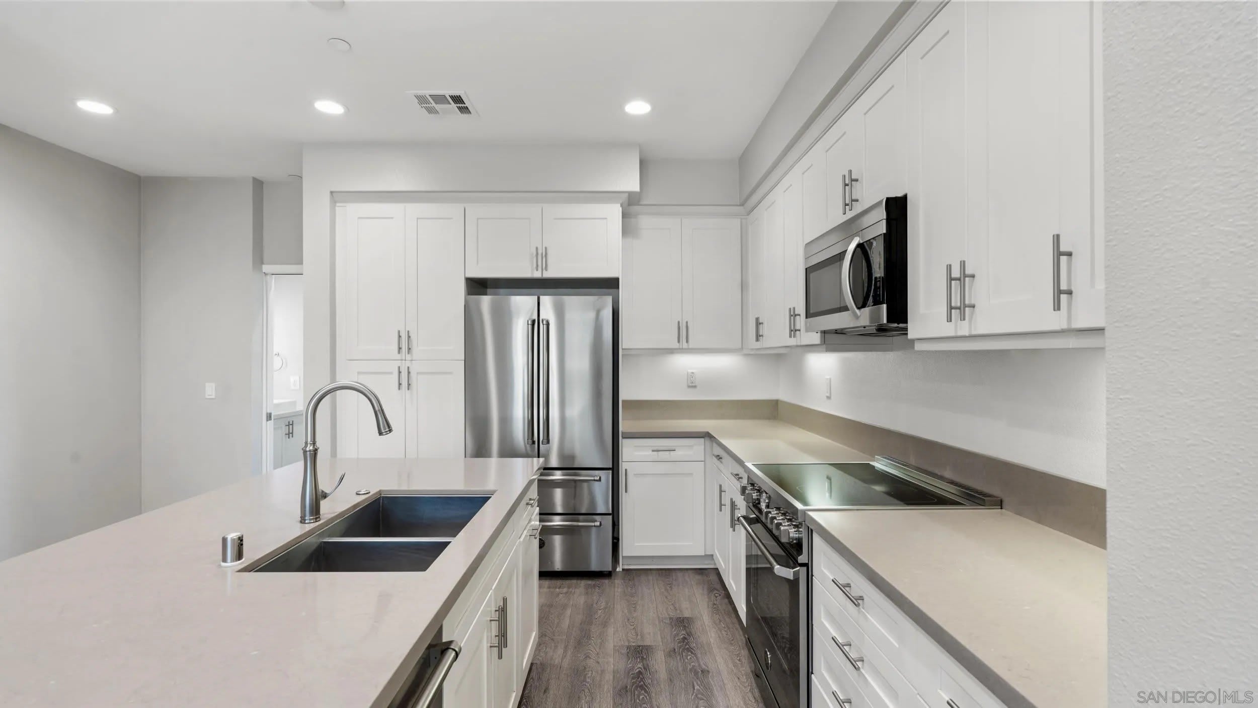 1103 Plumeria Way – photo 2