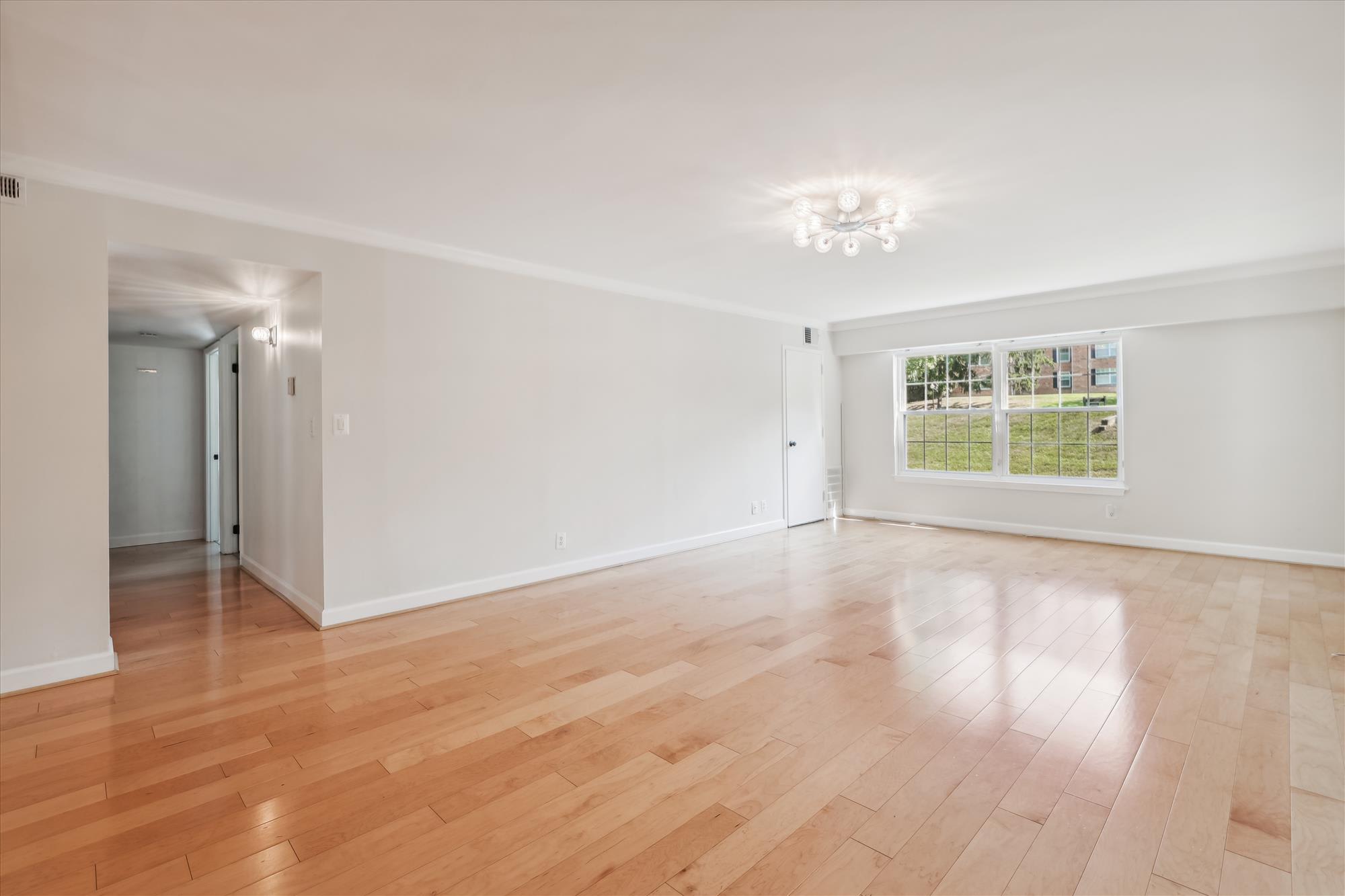 7621 Tremayne Pl Apt 111 – photo 3