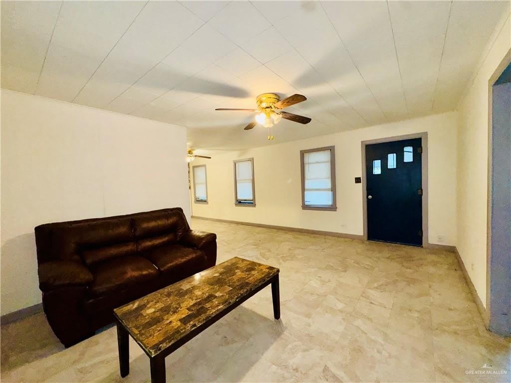1601 Redwood Avenue – photo 3