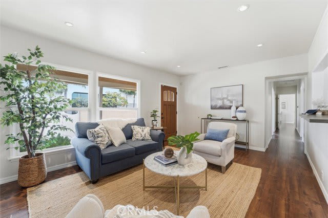11937 South La Cienega Boulevard – photo 2
