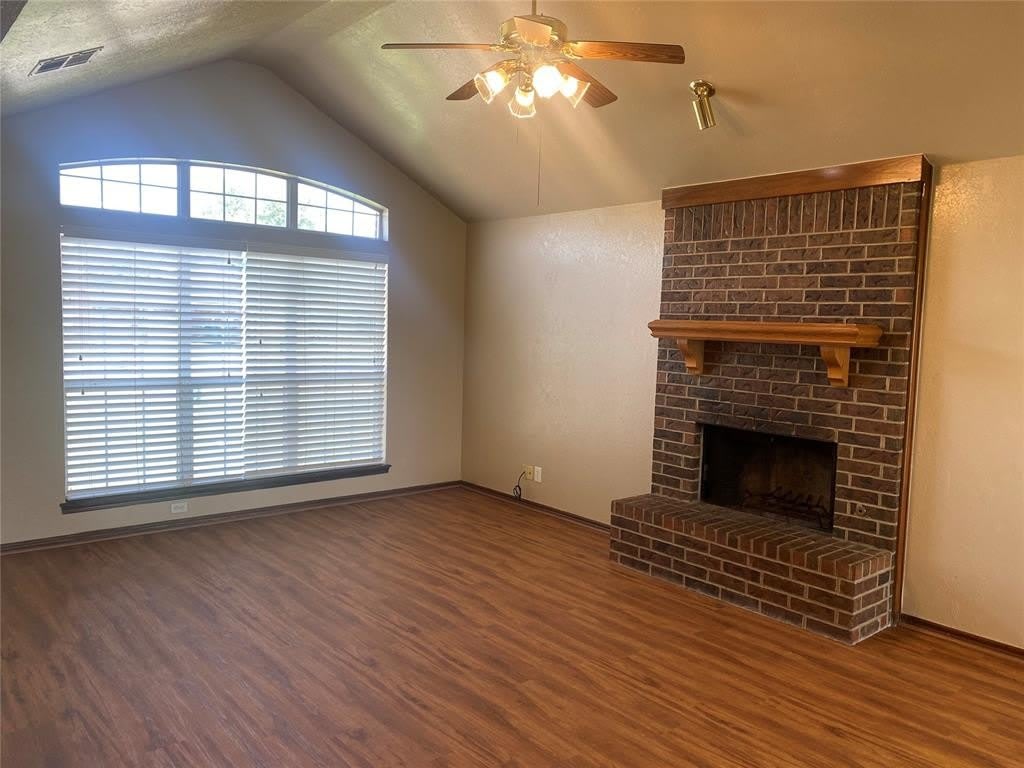 1026 Dustin Drive – photo 2