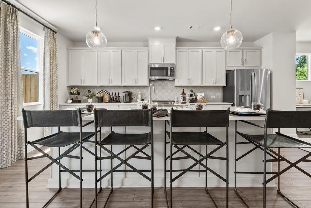 100 Holt Lane – photo 4