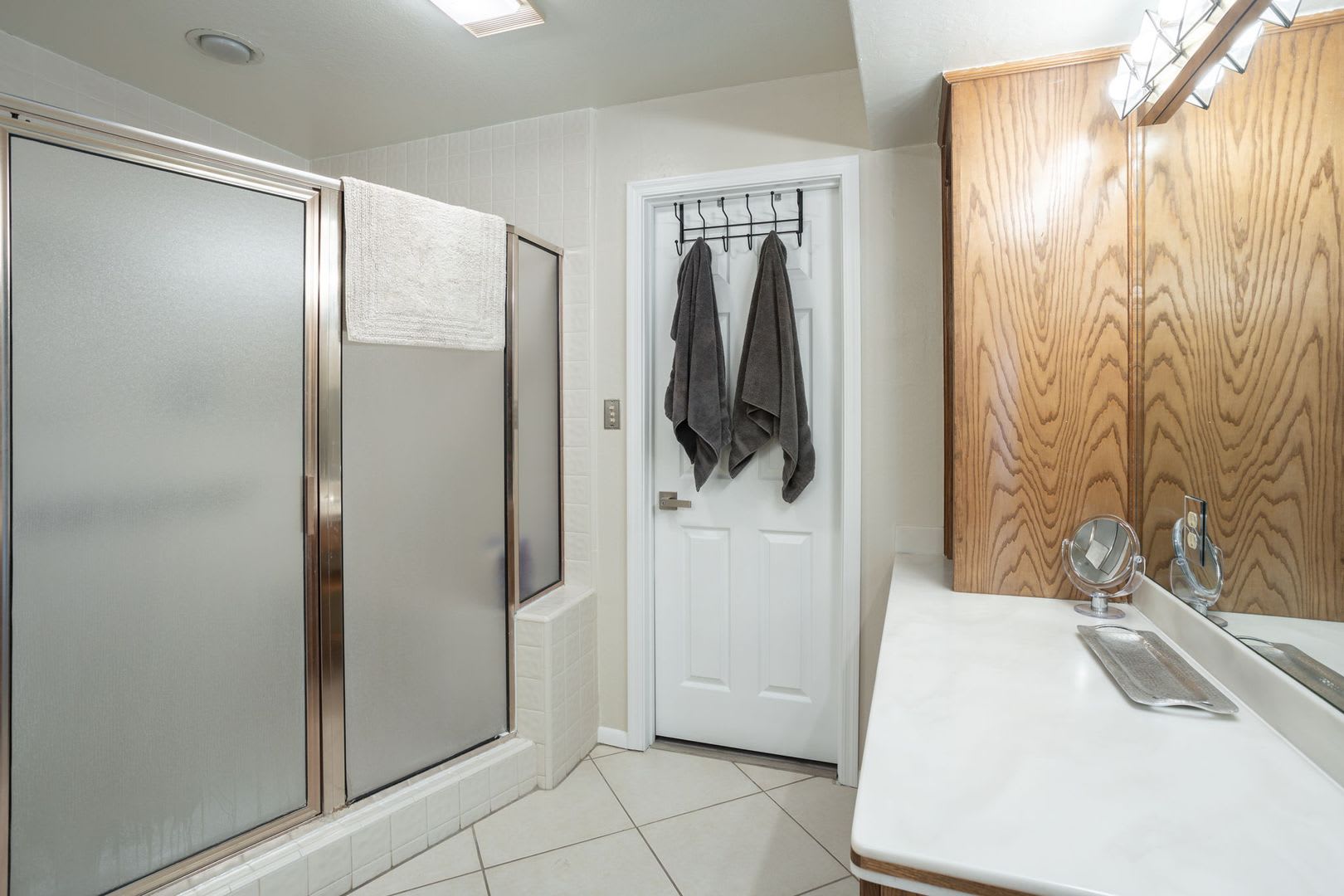 5200 South Lakeshore Drive #128 – photo 3