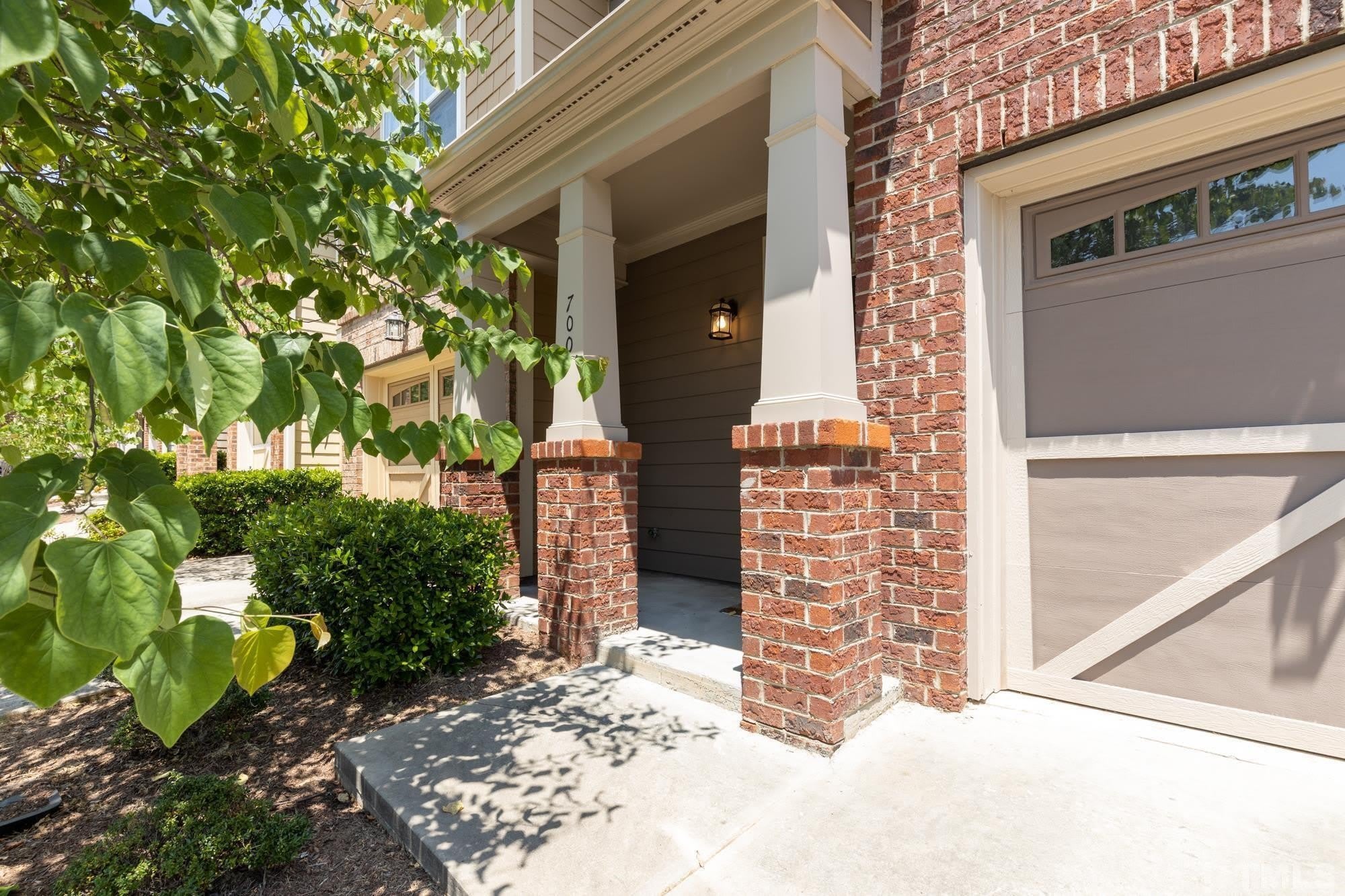 700 Mardonie Reach Lane – photo 2