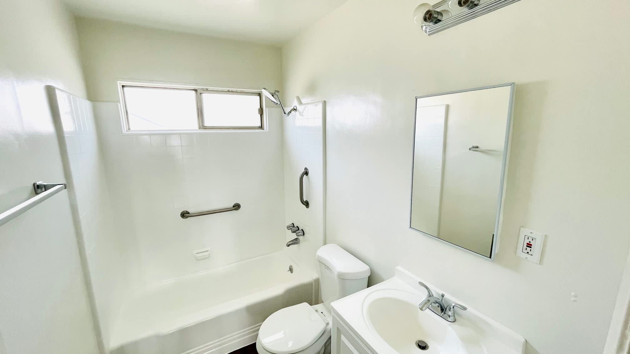 933 Wilcox Pl – photo 4