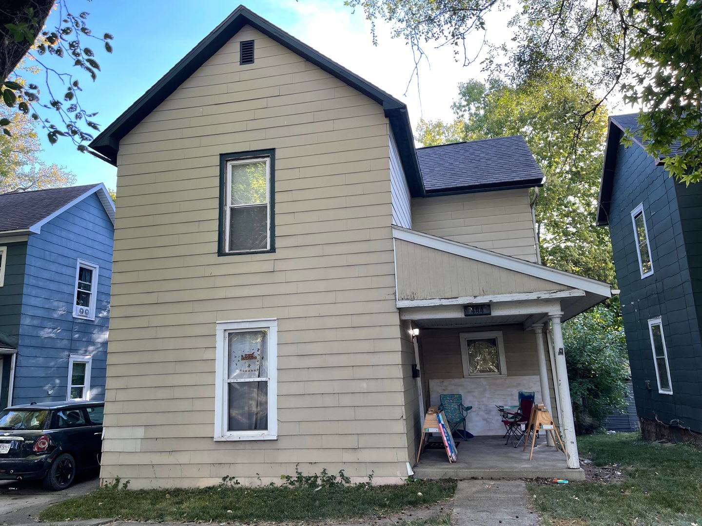 4 Bed, 1 Bath On Campus – photo 1