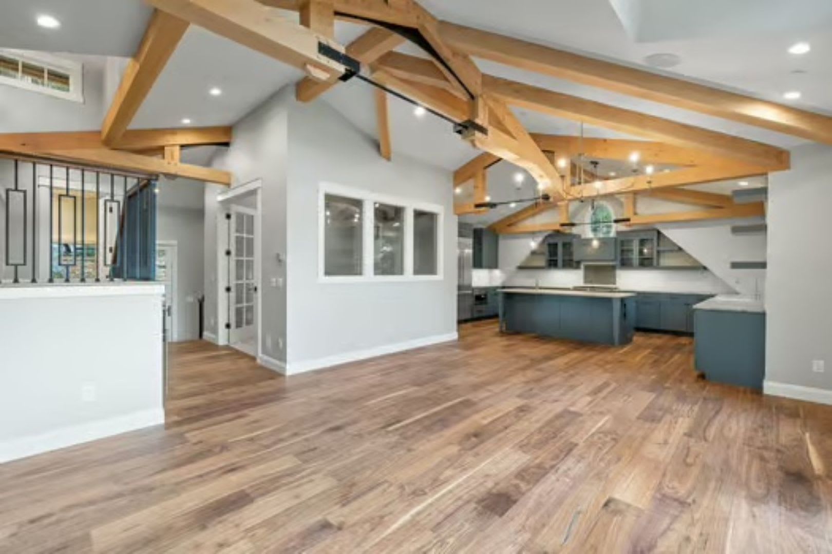 3Bd/3.5Ba Kirkland Home – photo 5