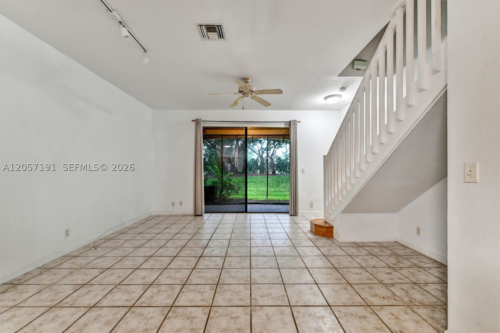 3897 Tree Top Dr – photo 4