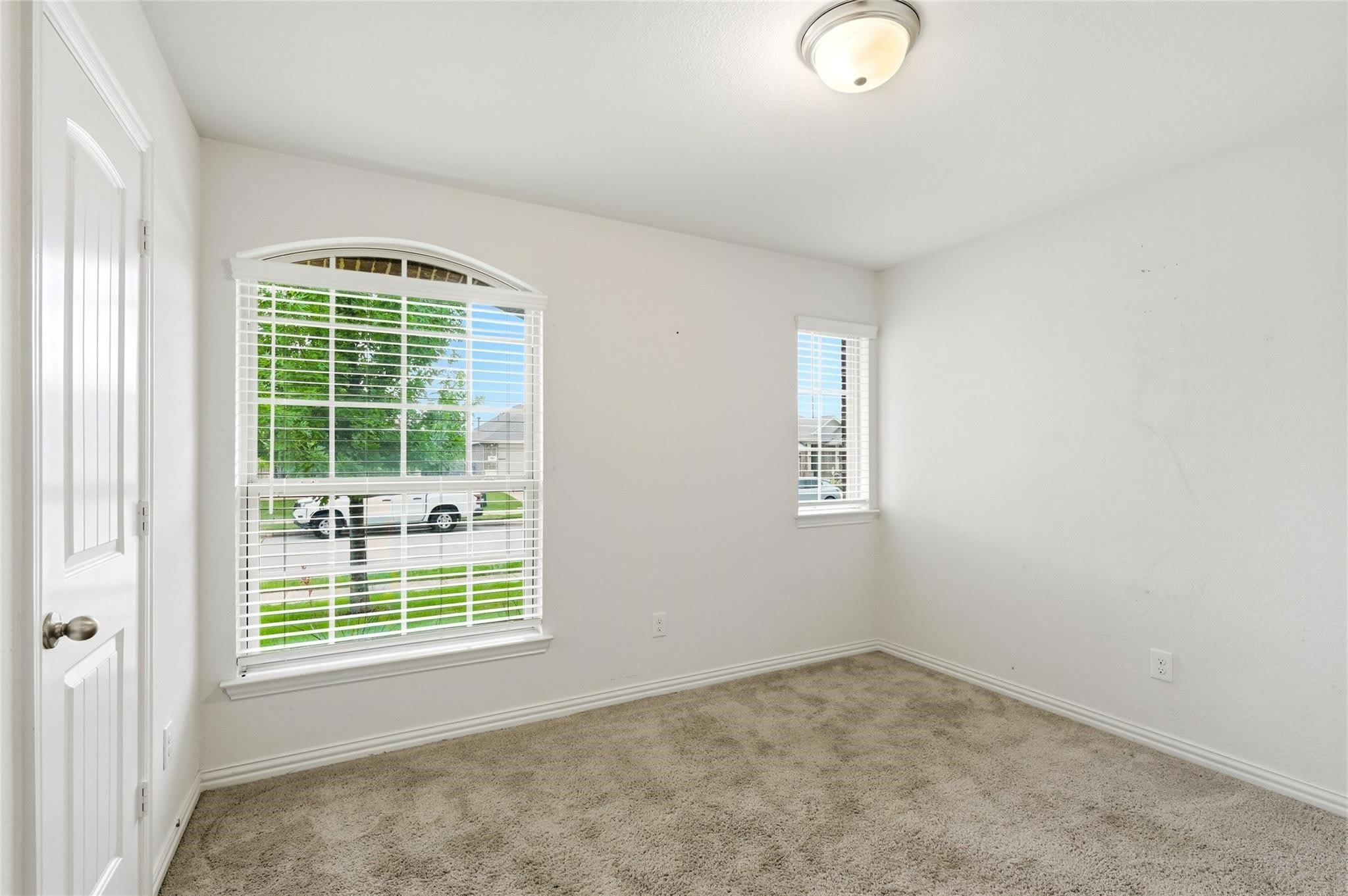 903 Spruce Lane – photo 5