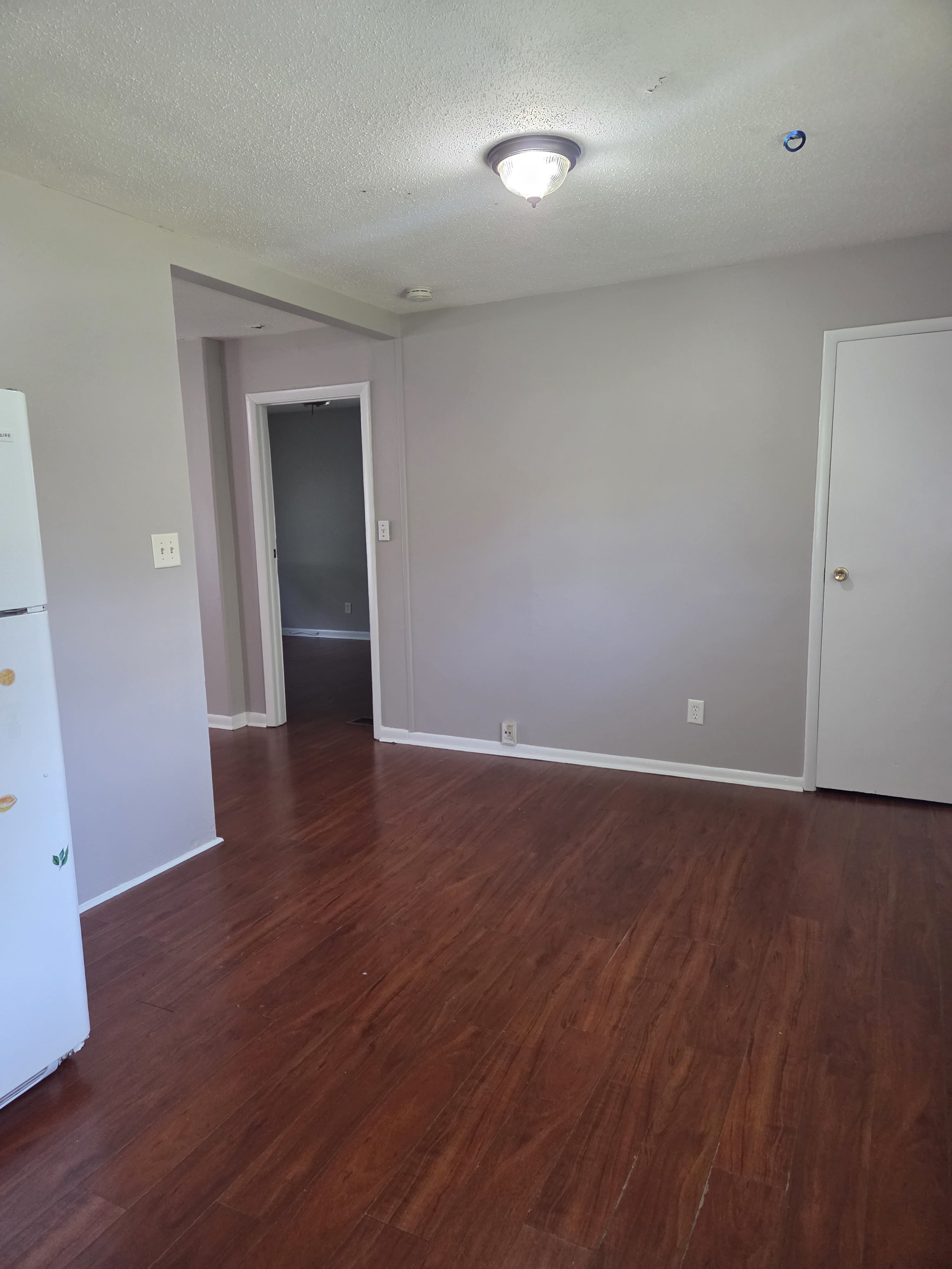 8320 Kendrick Road – photo 1