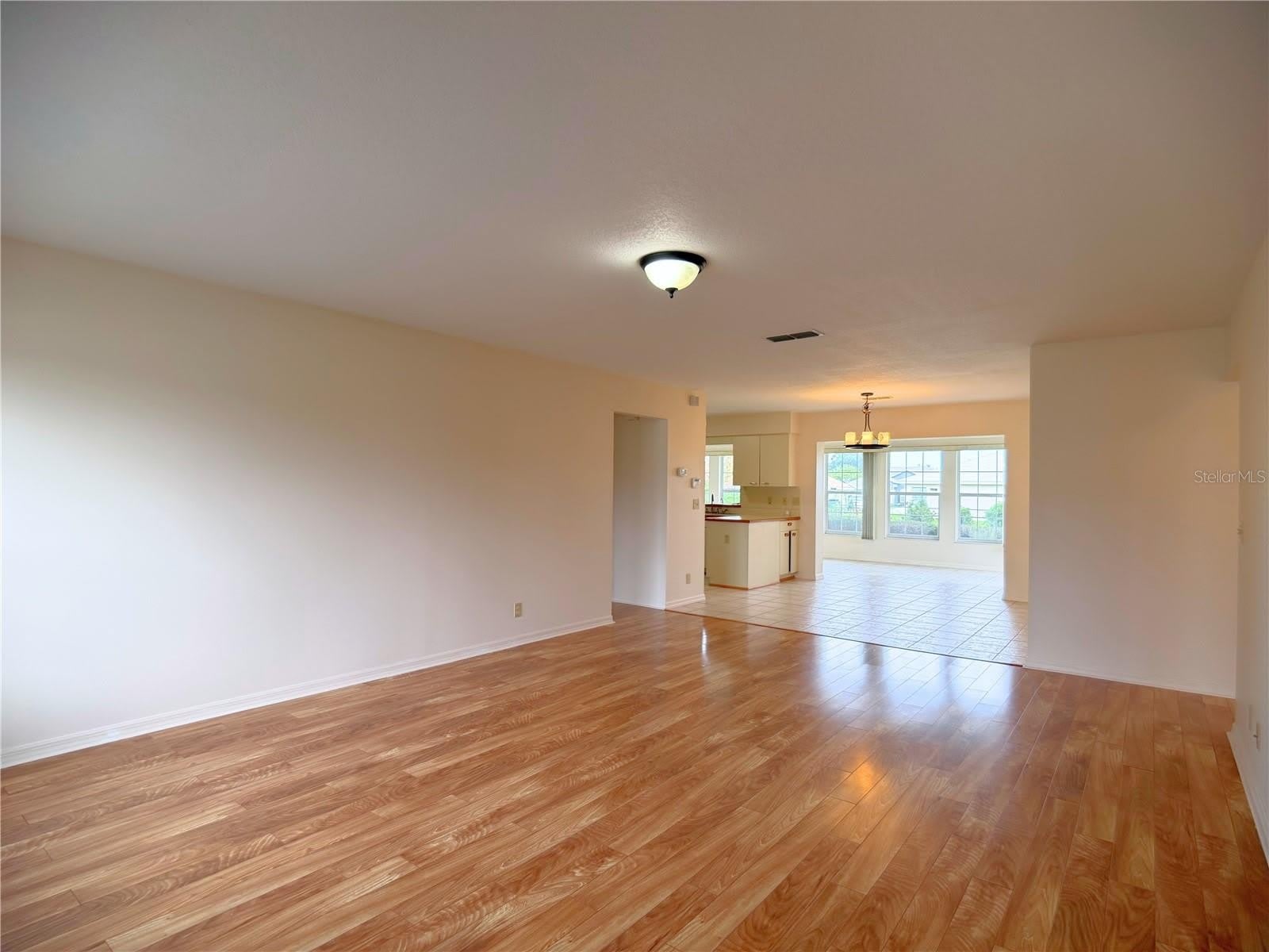 5001 NW 31ST Street – photo 3