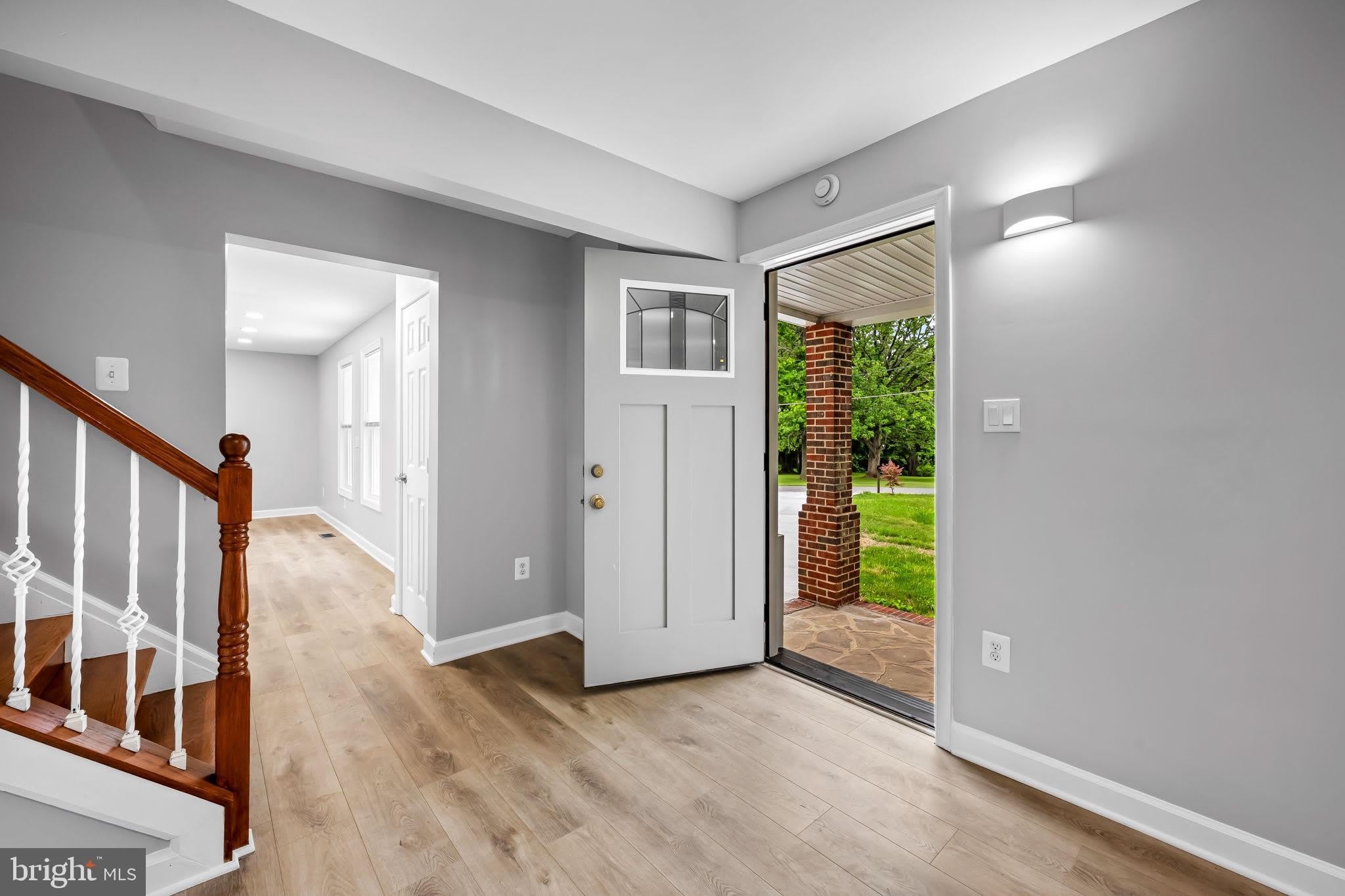 1520 DORCHESTER Avenue – photo 4