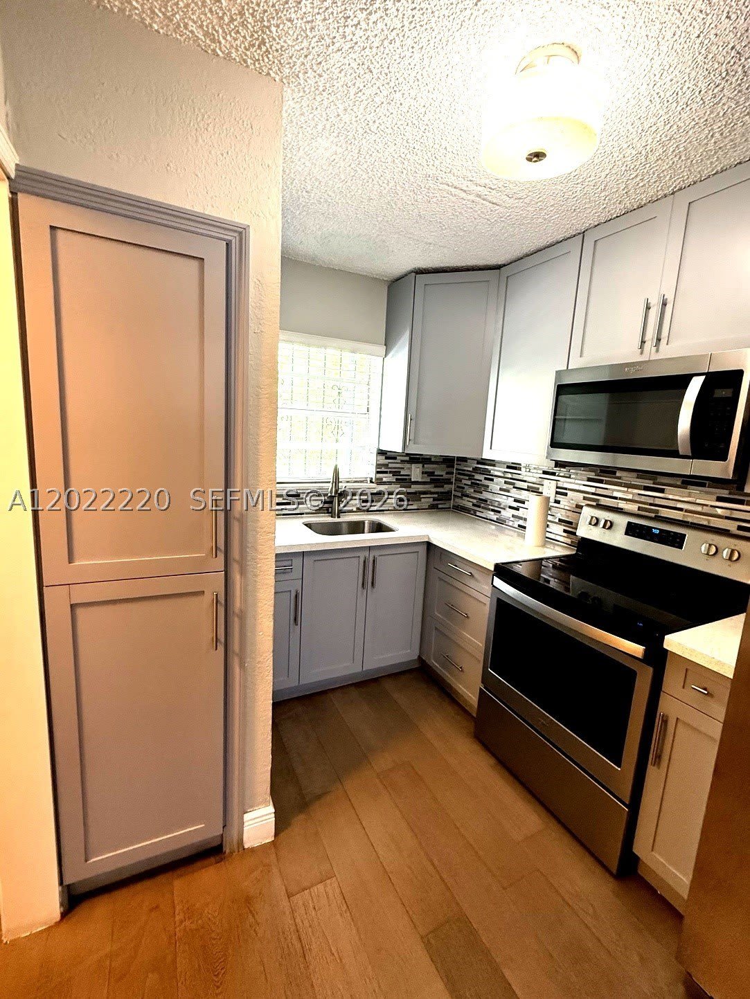 1635 W 44th Pl – photo 3