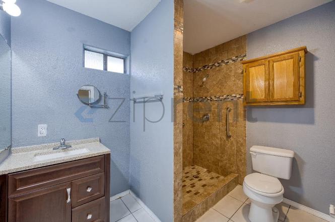 6053 Blanco River St – photo 1