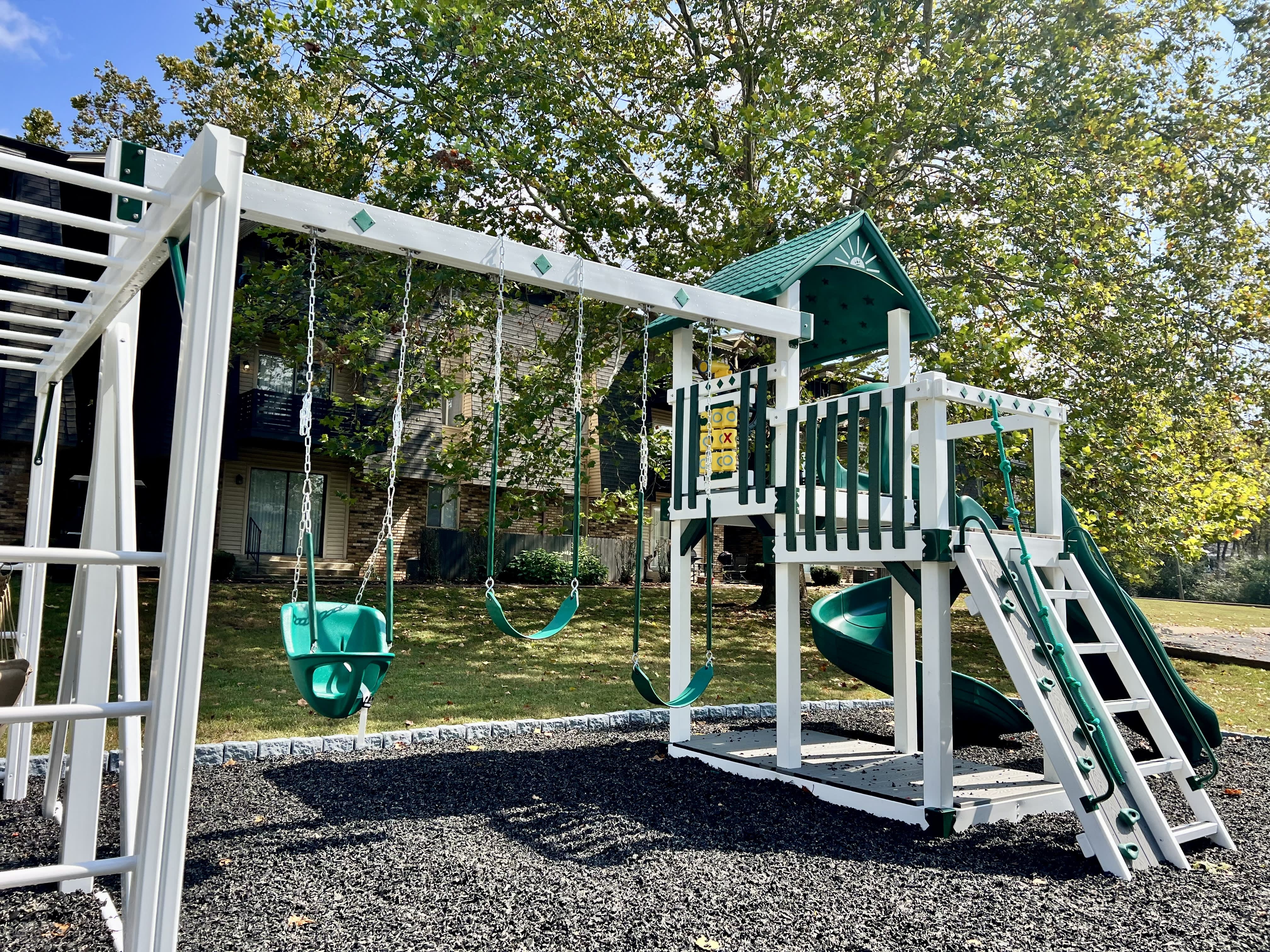 Rothwood Apartments – photo 1