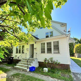 2121 Burdett Avenue – photo 1