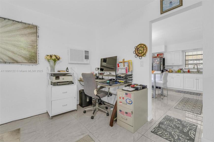 2860 NW 184th St – photo 3