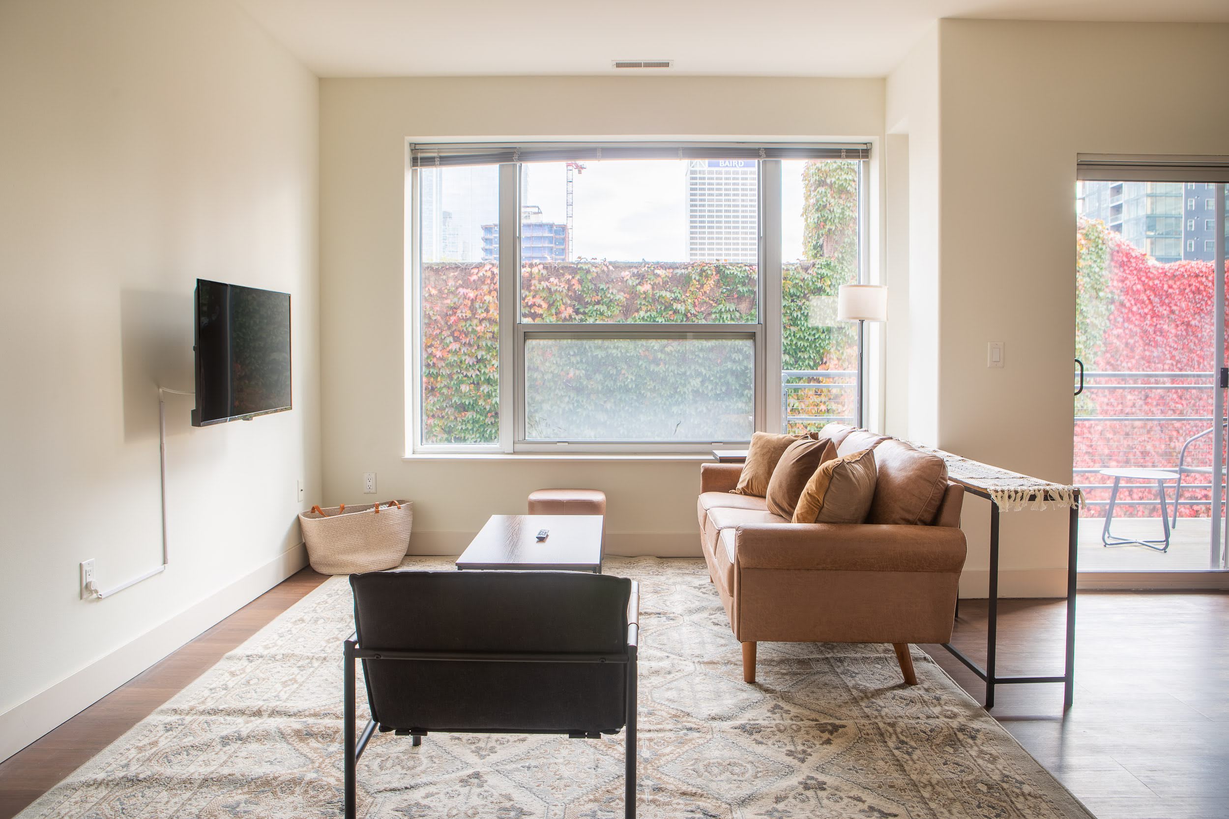 1040 N Cass St – photo 4