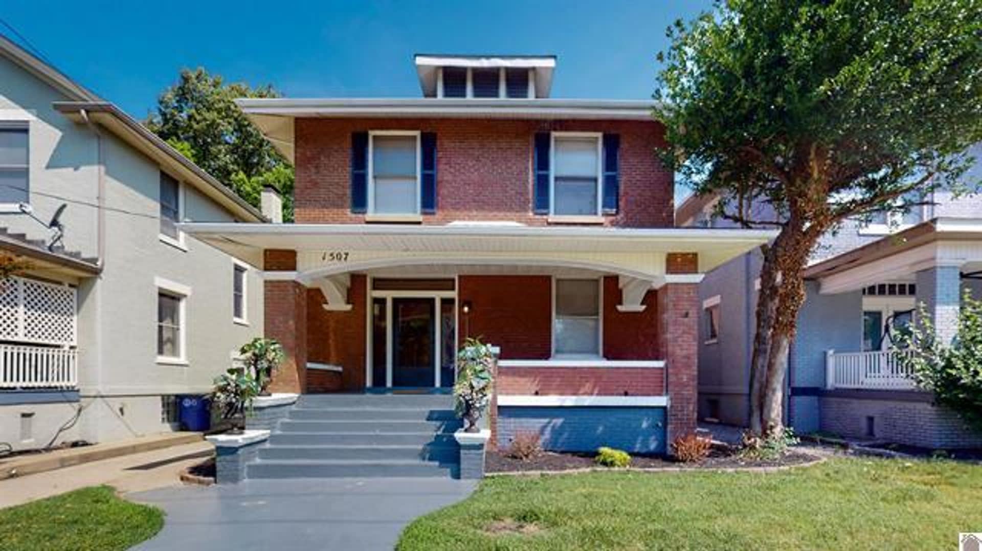 Beautiful Historic Home For Lease! – photo 1